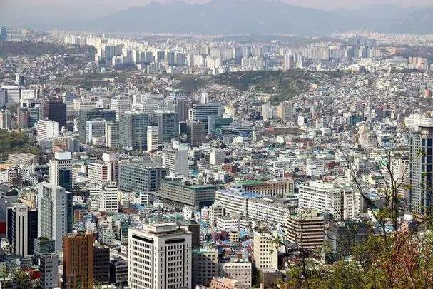 大批韩国人涌入盐城，大量韩国人涌向盐城，背后的原因与影响